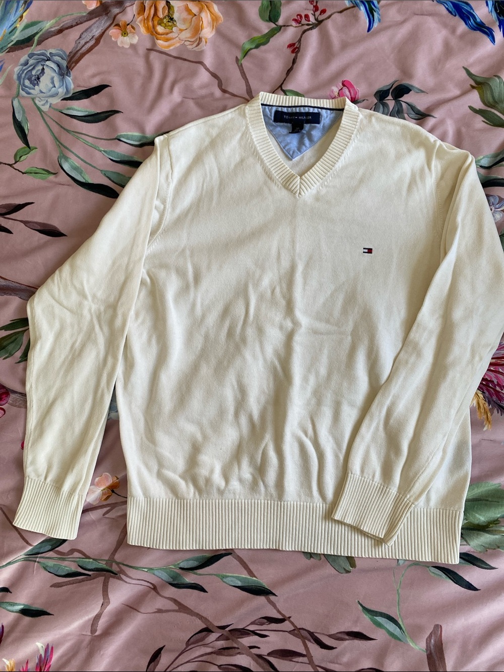 100% Cotton Tommy Hilfiger Men's Off-White V-Neck Sweater